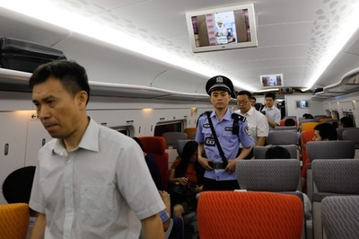 香港と広州結ぶ高速鉄道が開業、中国の締め付け強化への警戒も