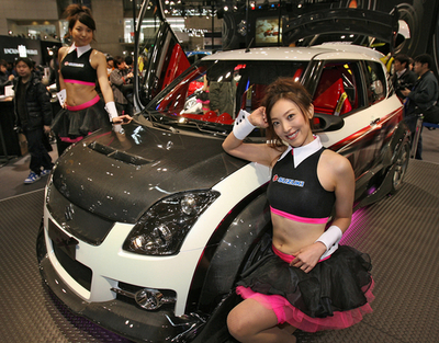 東京オートサロン開幕、600台超のカスタムカーが集合 - 千葉