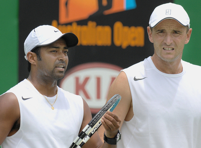 ＜テニス 07全豪オープン＞男子ダブルス、パエス／ダム組 ジョコビッチ／ティプサレビッチ組を降し、2回戦進出 - オーストラリア