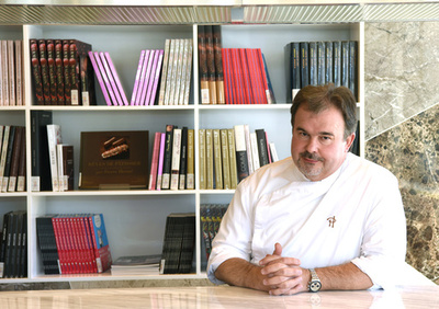 「スイーツは人を幸せにする」パティスリー界のピカソ、ピエール・エルメ