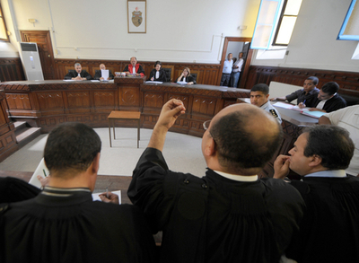 チュニジア前大統領に禁錮15年、武器や麻薬の不法所持で