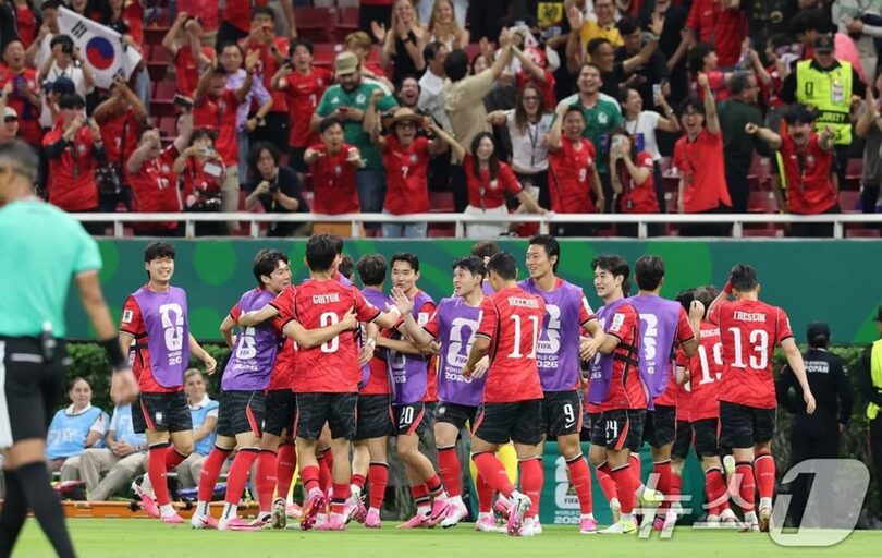 2026年北中米ワールドカップA組第1戦、韓国対チェコの試合(c)news1