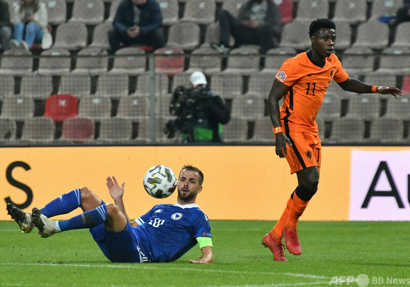 アヤックスのオランダ代表FWを逮捕 身内を刺した疑い 地元報道