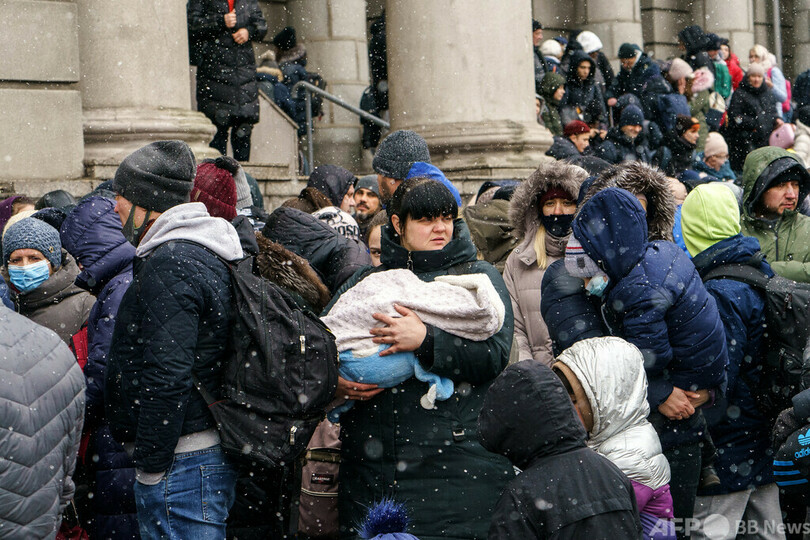 ロシア軍が幼稚園など空爆、1人死亡 ウクライナ中部