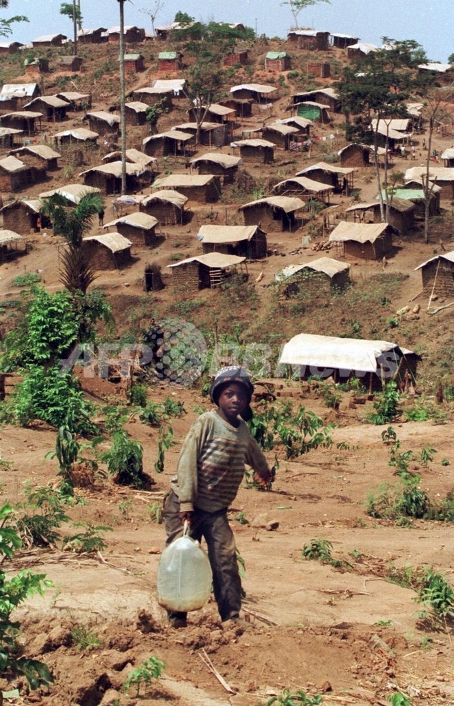 シエラレオネ リベリア間の国境貿易ルートが17年ぶりに再開 写真1枚 国際ニュース Afpbb News