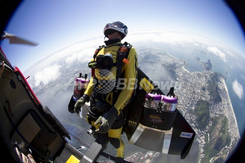 「ジェットマン」、今度はリオデジャネイロ上空を舞う