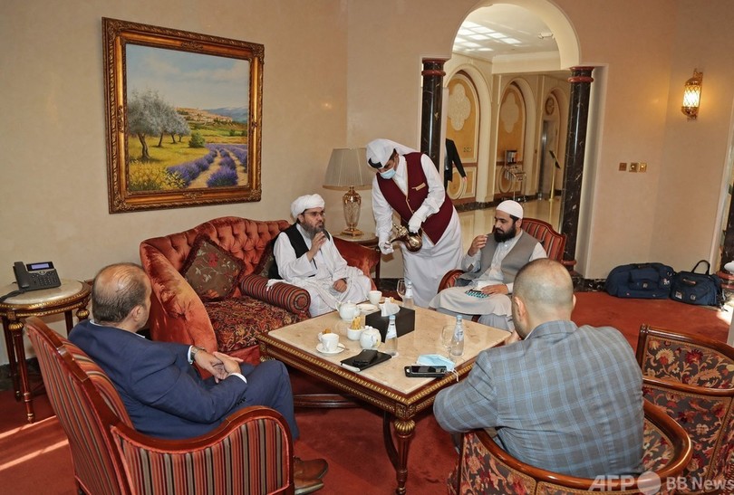 タリバン、EU・米代表と会談 国際支援を要請