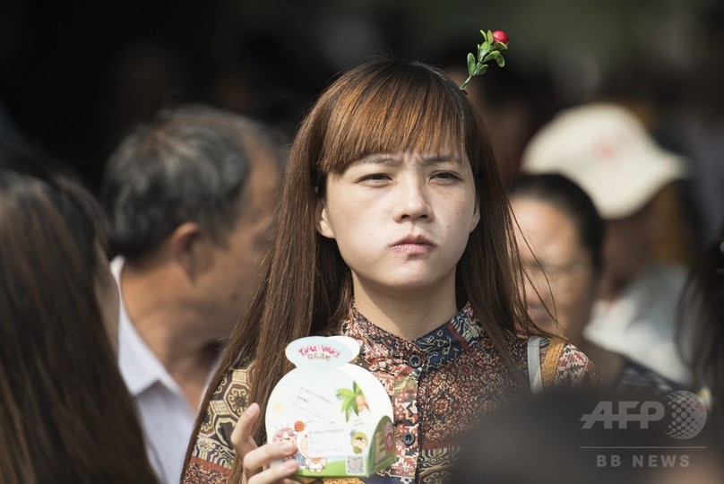 頭から芽が生えた アンテナ型髪飾りが中国で人気 写真12枚 国際ニュース Afpbb News