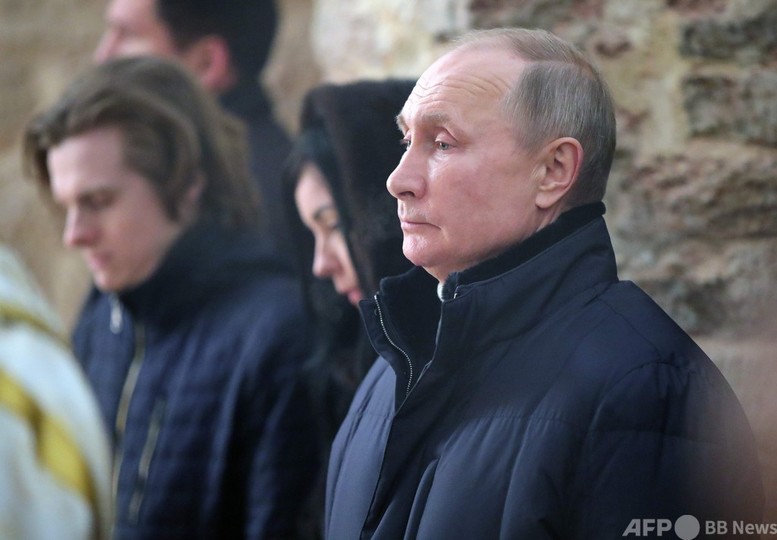 正教会のクリスマス プーチン大統領も祈り 写真16枚 国際ニュース Afpbb News