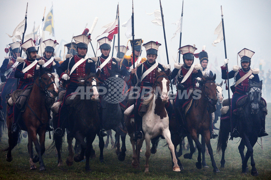 「ボロジノの戦い」から200年、ナポレオンと露軍の激戦を再現 写真34枚 国際ニュース：AFPBB News