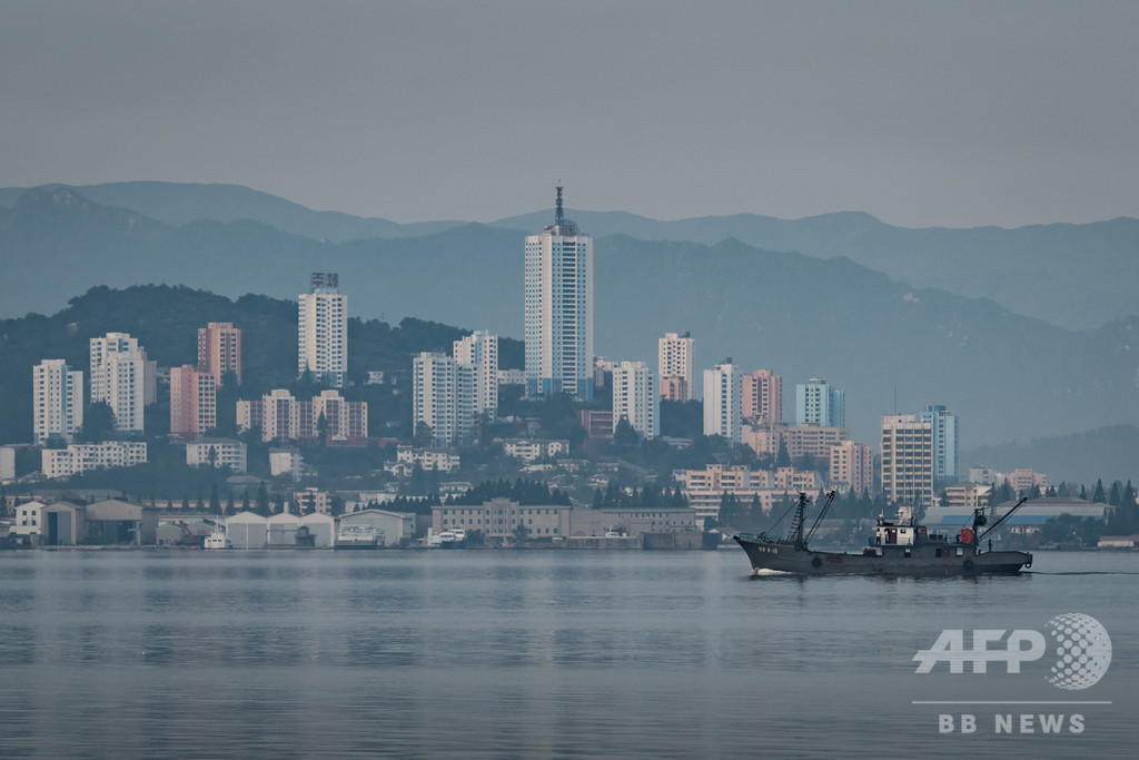 北朝鮮、拿捕したロシア漁船を2週間ぶりに解放 北朝鮮、拿捕したロシア漁船を2週間ぶりに解放