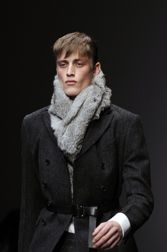 10/11年秋冬ミラノ・メンズコレクション＞ジャンフランコ・フェレ