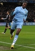 サッカー欧州チャンピオンズリーグ2011-12（UEFA Champions League 2011-12）は7日、グループリーグ第6節の試合が各地で行われ、マンチェスター・シティ（Manchester City）は2-0でバイエルン・ミュンヘン（Bayern Munich）に勝利したもののグループAの3位に終わり、決勝トーナメント進出はならなかった。

後半7分にチーム2得点目を挙げて歓喜するマンチェスター・シティのヤヤ・トゥーレ（Yaya Toure、2011年12月7日撮影）。(c)AFP/PAUL ELLIS
&lt;a href=&quot;http://www.afpbb.com/article/sports/soccer/champion-league/2844527/8175933&quot;&gt;&lt;b&gt;＜記事本文へ戻る＞&lt;/b&gt;&lt;/a&gt;
