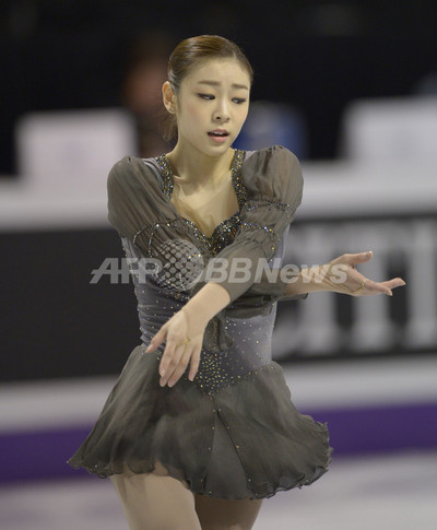 ★1854     キム・ヨナ〈2枚組〉 img_913dbd2ab5276550c9e4f49366