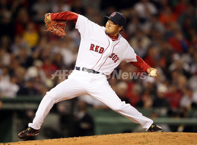 【MLB鑑定済】ボストン・レッドソックス サイン入りジャージ 37 岡島 秀樹 MLB鑑定済】ボストン・レッドソックス サイン入りジャージ 37