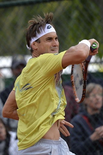 フェレール、危なげなく3回戦進出 全仏オープン