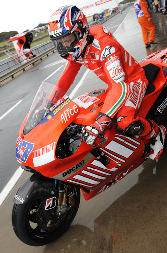 ストーナー 第16戦・オーストラリアGP・フリー走行1回目でトップタイムをマーク