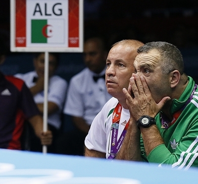 清水が判定勝ちでバンタム級準決勝に進出