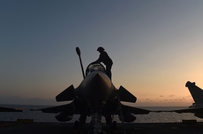 仏印海軍、インド洋で過去最大の合同軍事演習 中国をけん制