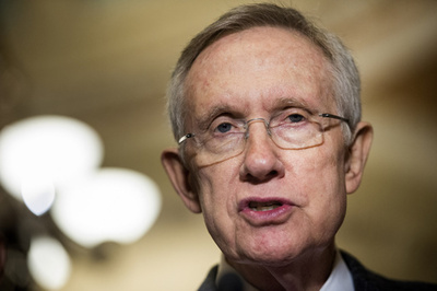 米上院、シリア問題最初の議決を延期