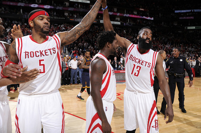 ロケッツ、キャバリアーズとのオーバータイムを制す