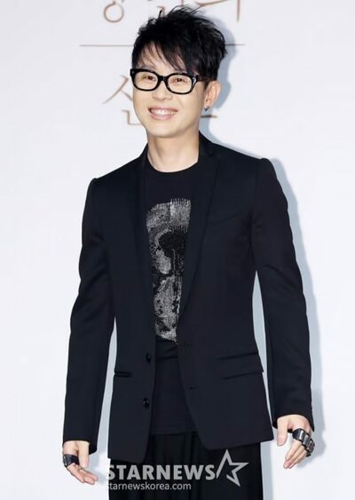 イ・スンファン、亀尾公演の中止…市が会場許可取り消し