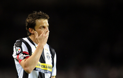 ユベントス ホームでインテルと引き分ける