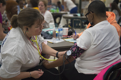 米国人、平均身長わずかに低下 全国調査で判明