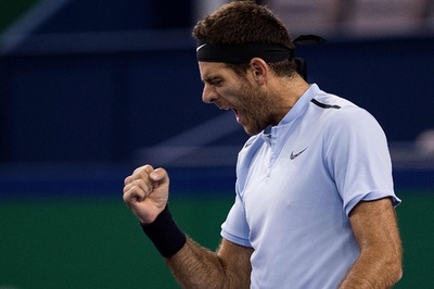 デルポトロが上海マスターズ準々決勝進出、ズベレフは怒りでラケット破壊