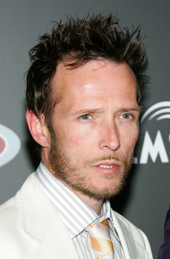 劇場「パール」グランドオープン記念イベントでグウェン・ステファニーのコンサート開催 - 米国