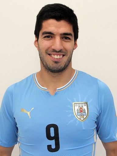 スアレスが再びボール蹴る、地元メディア報じる