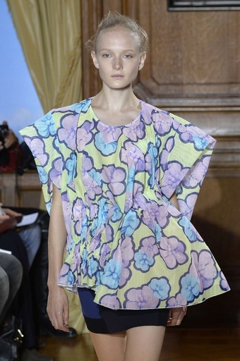 アクティブウェアに遊び心も加えて、「ヴィクター＆ロルフ」15年春夏