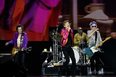 ザ・ローリング・ストーンズ、「ザ・コックローチズ」名義でシングル発表 スタジオアルバムに期待