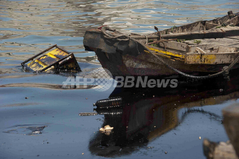 中国当局 パイプライン事故の原油除去にバクテリア活用へ 写真6枚 国際ニュース Afpbb News