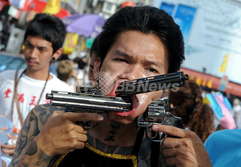 思わず目を背けたくなる苦行の数々、タイの祭り 写真39枚 国際ニュース：afpbb News 