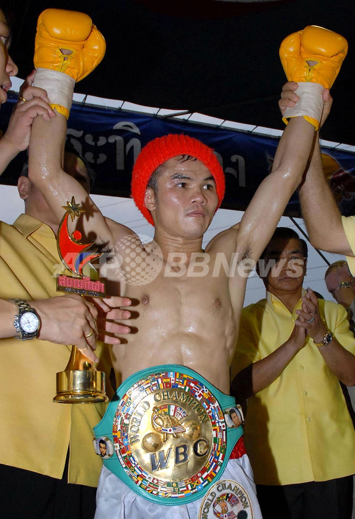 ボクシング ポンサクレック 挑戦者 清水を降し17度目の防衛に成功 タイ 写真2枚 国際ニュース Afpbb News