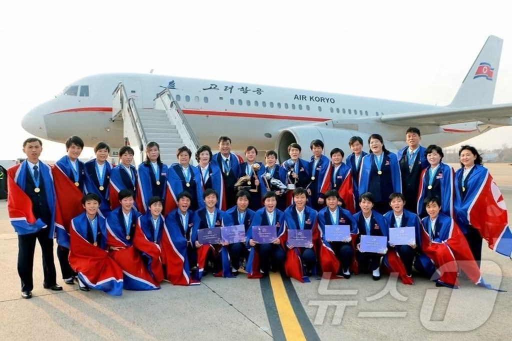 優勝可能性と不参加時の制裁を考慮か…北朝鮮女子サッカーチーム、韓国
