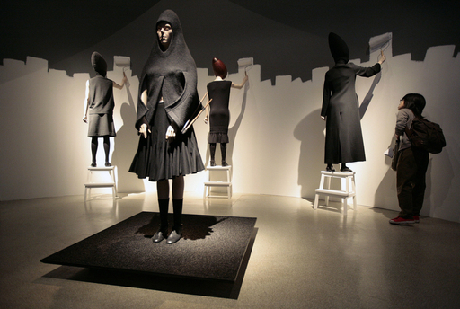フセイン チャラヤンの展覧会がロンドンで開催 写真5枚 国際ニュース