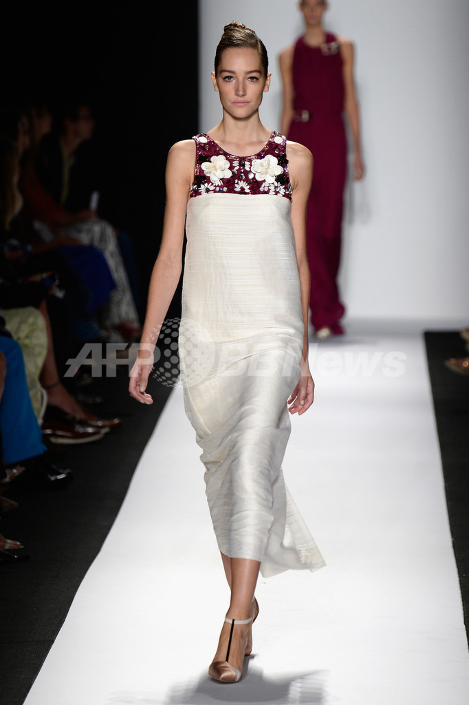 ＜14年春夏NYコレクション＞キャロリーナ ヘレラ