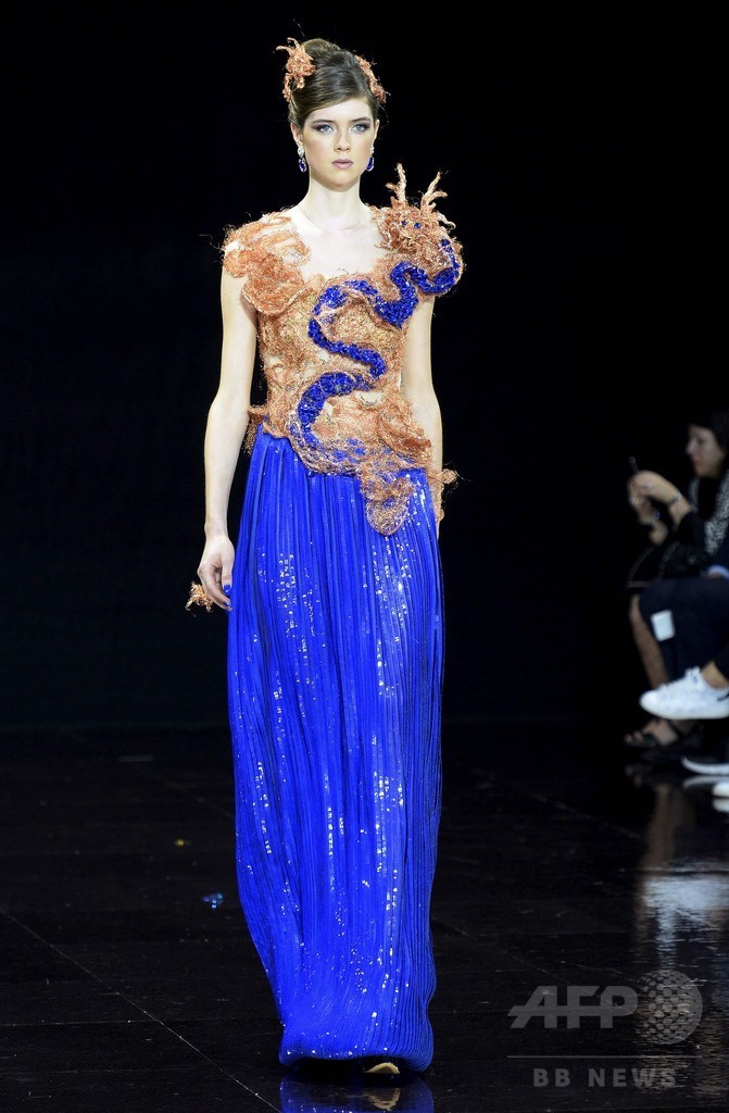 「グオ・ペイ」16/17年秋冬パリ・オートクチュール