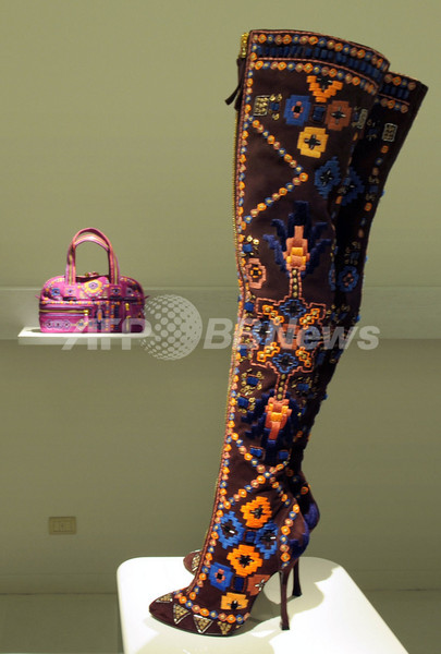 ＜08/09年秋冬ミラノ・コレクション＞セルジオ・ロッシ、新作を発表