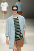 15年春夏「メルセデス・ベンツ ファッション・ウィーク 東京（Mercedes-Benz Fashion Week TOKYO）」で新作を発表したミスター・ジェントルマン（MR.GENTLEMAN）（2014年10月18日撮影）。(c)AFPBB News/JFWO/MBFWT