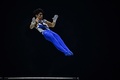 第51回世界体操競技選手権、男子種目別鉄棒決勝。演技に臨む橋本大輝（2022年11月6日撮影）。(c)Paul ELLIS / AFP