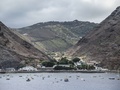 南太西洋の火山島、英属領セントヘレナの中心都市ジェームズタウン（2015年3月10日撮影）。(c)AFP/JEAN LIOU