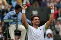 テニス、ウィンブルドン選手権（The Championships Wimbledon 2013）は29日、男子シングルス3回戦が行われ、大会第4シードのダビド・フェレール（David Ferrer、スペイン）は6-7、7-6、2-6、6-1、6-2で第26シードのアレクサンドル・ドルゴポロフ（Alexandr Dolgopolov、ウクライナ）に勝利し、3回戦を突破した。

フェレールは4回戦で、クロアチアのイワン・ドディグ（Ivan Dodig）と対戦する。

試合に勝利し喜ぶダビド・フェレール（2013年6月29日撮影）。(c)AFP/CARL COURT
