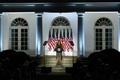 米ホワイトハウスのローズガーデンで行われた共和党の党大会で、演説に臨むメラニア・トランプ夫人（2020年8月25日撮影）。(c)Brendan Smialowski / AFP