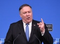 ベルギーの首都ブリュッセルでの北大西洋条約機構（NATO）加盟国外相会議後、記者会見するマイク・ポンペオ米国務長官（2018年12月4日撮影）。(c)JOHN THYS / AFP