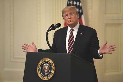 「責任転嫁をやめ、政治的偏見を捨てよ」 新型肺炎が拡大する米国へ忠告
