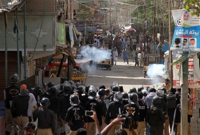 パキスタンで再び女児暴行殺人事件、抗議デモが暴動に 1人死亡