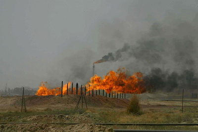 イラク政府、40年ぶりに油田・ガス田の国際入札を実施